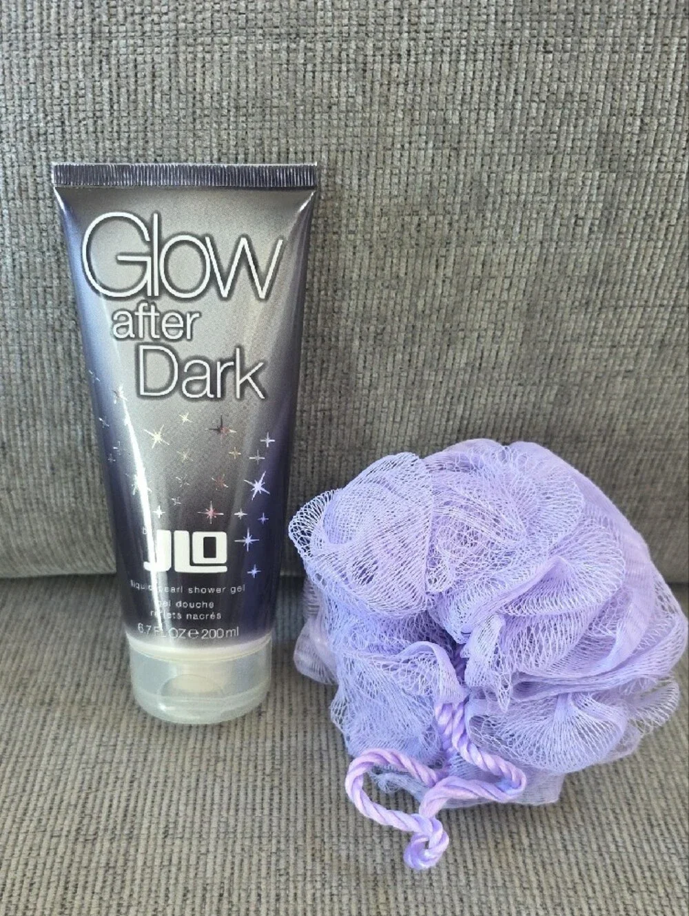 JLO Glow After Dark Shower Gel, 6.7floz. with Purple Bath Loofah Sponge, New. - Picture 9 of 9
